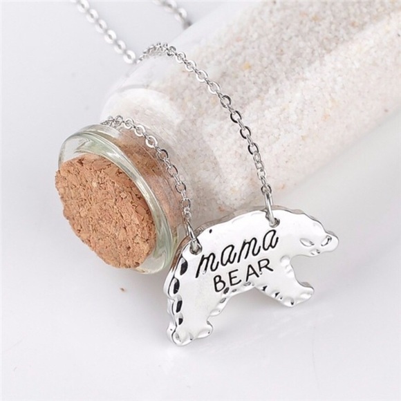 Fashion Jewelry Jewelry - HP 💕❤️🥰 Mama Bear BEAR Silver Dainty Necklace